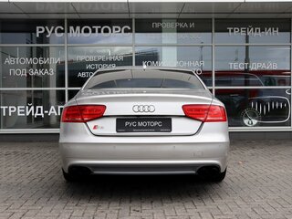 2013 Audi S8 III (D4), серебристый, 3190000 рублей, вид 4