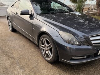 2011 Mercedes-Benz E-Класс 250 5G-Tronic IV (W212, S212, C207), серый, 1300000 рублей, вид 2