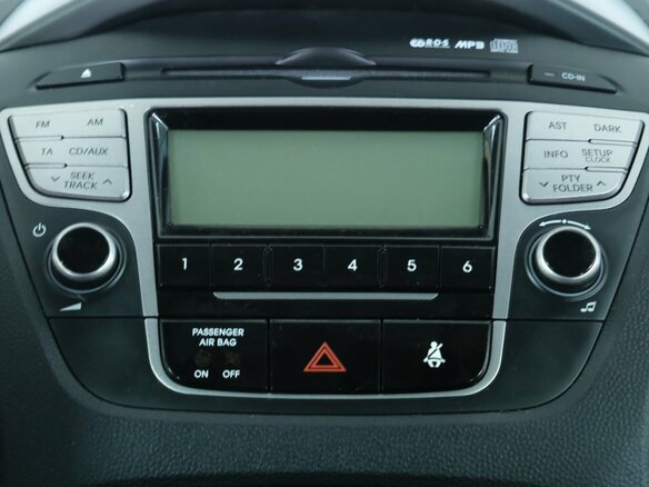 2010 Hyundai ix35 I, серый - вид 12