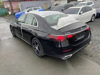 2026 Mercedes-Benz E-Класс 300 VI (W214, S214), чёрный, 10230000 рублей, вид 4