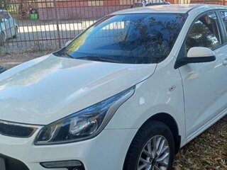 2018 Kia Rio IV, белый, 1250000 рублей, вид 2