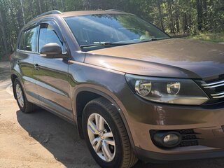 2014 Volkswagen Tiguan I Рестайлинг, коричневый, 830000 рублей, вид 4