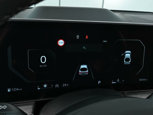 2025 Kia K5 III Рестайлинг, белый, 4449000 рублей - вид 23