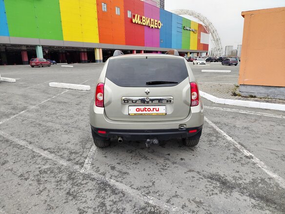 2014 Renault Duster I, бежевый, 800000 рублей - вид 6