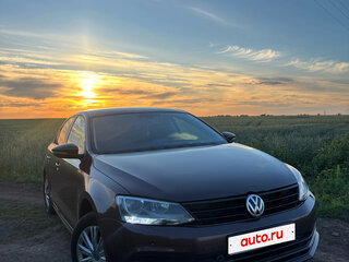 2015 Volkswagen Jetta VI Рестайлинг, коричневый, 1250000 рублей, вид 2
