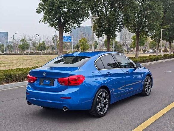 2020 BMW 1 серии 120i III (F52) Рестайлинг, синий, 1470777 рублей - вид 3