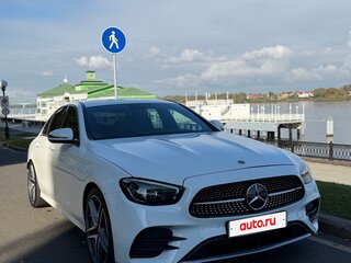 2020 Mercedes-Benz E-Класс 200 V (W213, S213, C238) Рестайлинг, белый, 6000000 рублей, вид 2