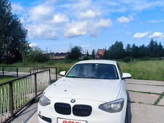 2013 BMW 1 серии 116i II (F20/F21), белый, 900000 рублей, вид 4