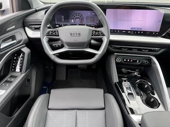 2025 Audi Q5 45 TFSI III (GU), чёрный, 8250000 рублей - вид 6