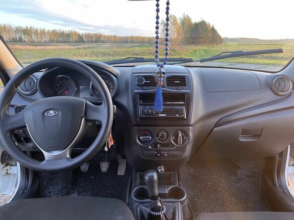 2021 Lada (ВАЗ) Granta I Рестайлинг, белый - вид 4