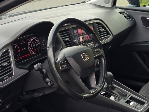 2018 SEAT Leon III Рестайлинг, серый, 1200000 рублей - вид 9