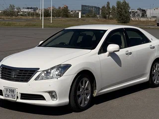 2010 Toyota Crown XIII (S200), белый, 1599000 рублей, вид 1