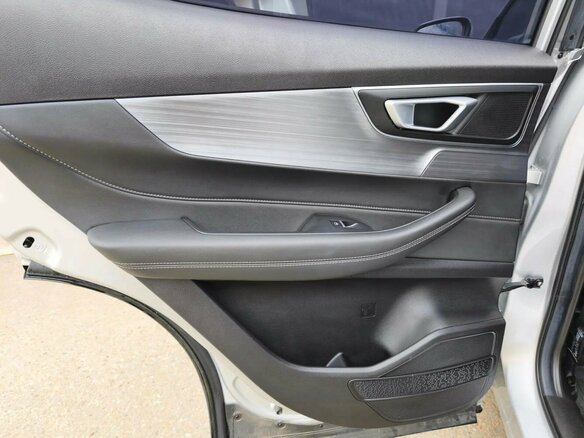 2023 Chery Tiggo 4 Pro I, серебристый - вид 19