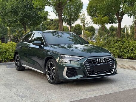 2023 Audi A3 Sportback 35 TFSI IV (8Y), зелёный, 2220000 рублей, вид 3