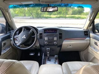 2008 Mitsubishi Pajero IV, серый, 1780000 рублей, вид 5