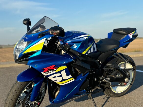 2019 Suzuki GSX-R 600, красный, 750000 рублей - вид 8