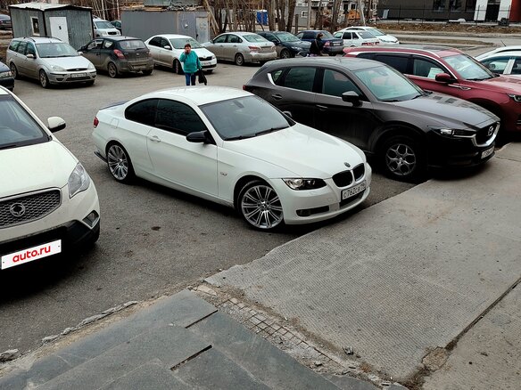 2009 BMW 3 серии 320i V (E90/E91/E92/E93), белый, 1100000 рублей - вид 6