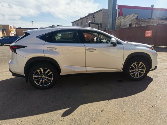 2017 Lexus NX 200 I, белый, 2600000 рублей - вид 11