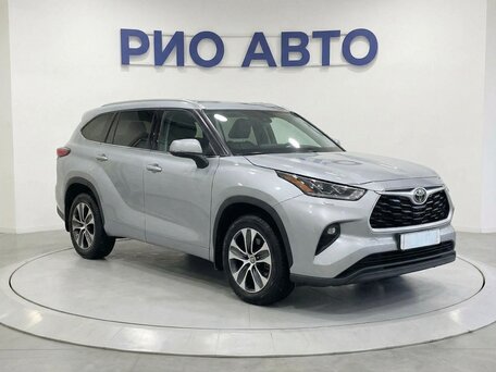 2021 Toyota Highlander IV (XU70), серый, 3999999 рублей, вид 2
