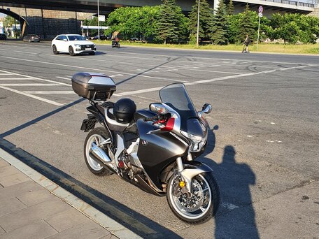2013 Honda VFR 1200, серый, 1150000 рублей, вид 3