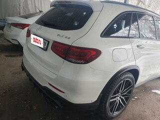 2021 Mercedes-Benz GLC AMG 43 AMG I (X253) Рестайлинг, белый, 6450000 рублей, вид 2