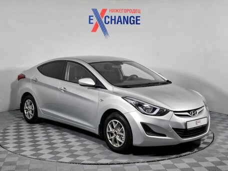 2015 Hyundai Elantra V (MD) Рестайлинг, серебристый, 949000 рублей, вид 3