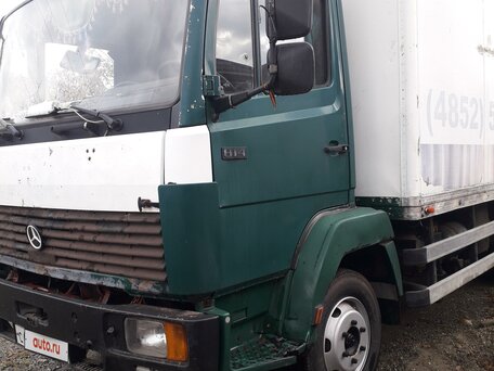 1997 Mercedes-Benz 814, зелёный, 1000000 рублей, вид 1
