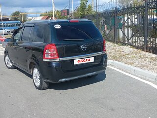 2008 Opel Zafira B Рестайлинг, чёрный, 530000 рублей, вид 4