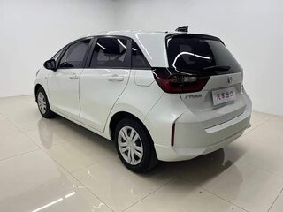2023 Honda Fit Crosstar IV Рестайлинг, белый, 1020000 рублей, вид 5