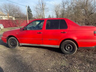 1997 Volkswagen Vento, красный, 210000 рублей, вид 4
