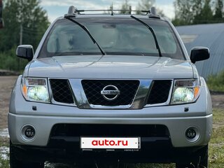 2006 Nissan Navara (Frontier) III (D40), серебристый, 1200000 рублей, вид 2