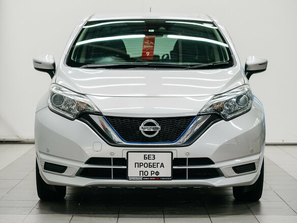 2018 Nissan Note e-Power II Рестайлинг, серый, 1050000 рублей - вид 1