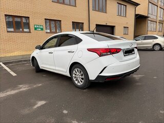 2020 Hyundai Solaris II Рестайлинг, белый, 1170000 рублей, вид 4