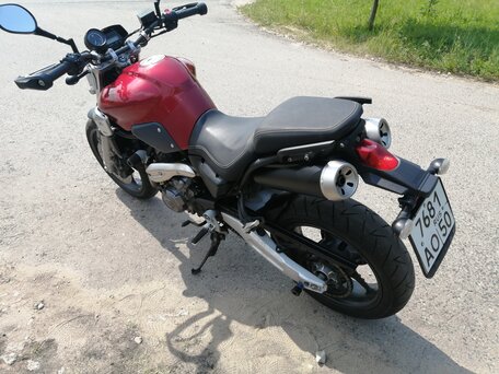 2008 Yamaha MT-03, красный, 350000 рублей, вид 1