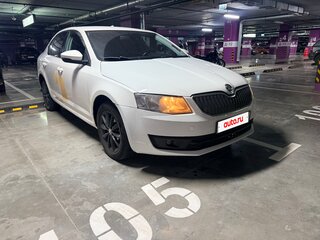 2014 Skoda Octavia III (A7), белый, 999999 рублей, вид 4