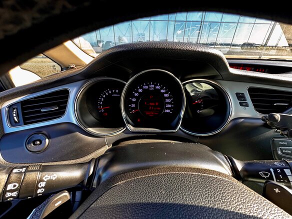 2013 Kia Ceed II, коричневый, 840000 рублей - вид 11