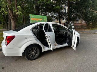 2012 Chevrolet Aveo II, белый, 600000 рублей, вид 5