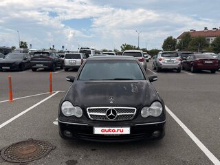 2005 Mercedes-Benz C-Класс 230 II (W203) Рестайлинг, чёрный, 650000 рублей, вид 2