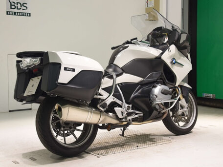 2017 BMW R 1200 RT, белый, 1200000 рублей, вид 5