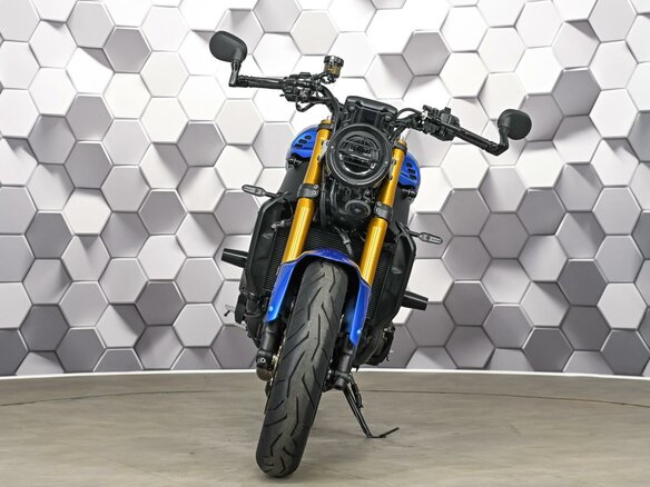 2022 Yamaha XSR900, синий - вид 4