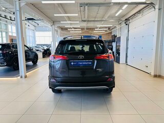 2018 Toyota RAV4 IV (XA40) Рестайлинг, коричневый, 2659900 рублей, вид 5