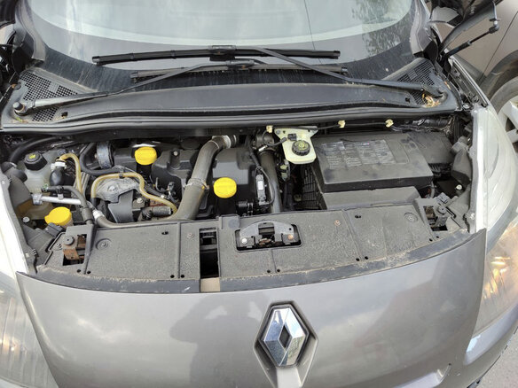 2010 Renault Scenic Grand III, серый, 730000 рублей - вид 5