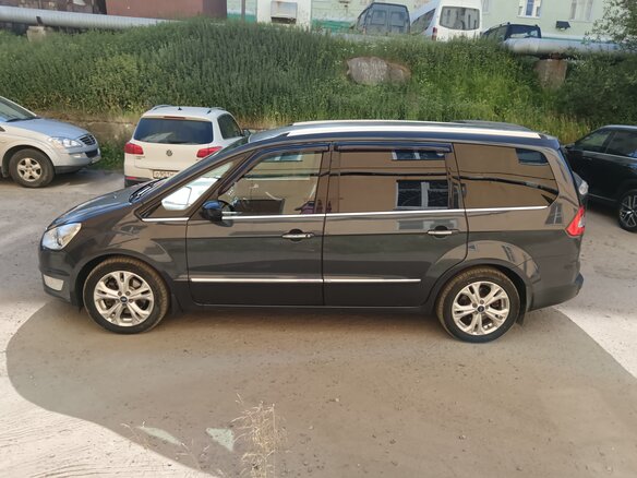 2012 Ford Galaxy II Рестайлинг, серый, 1150000 рублей - вид 3
