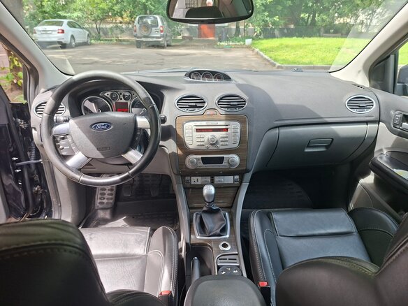 2008 Ford Focus II Рестайлинг, чёрный, 700000 рублей - вид 12