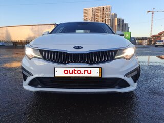 2018 Kia Optima IV Рестайлинг, белый, 1300000 рублей, вид 3
