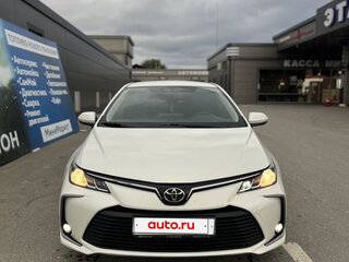 2019 Toyota Corolla XII (E210), белый, 2050000 рублей, вид 3