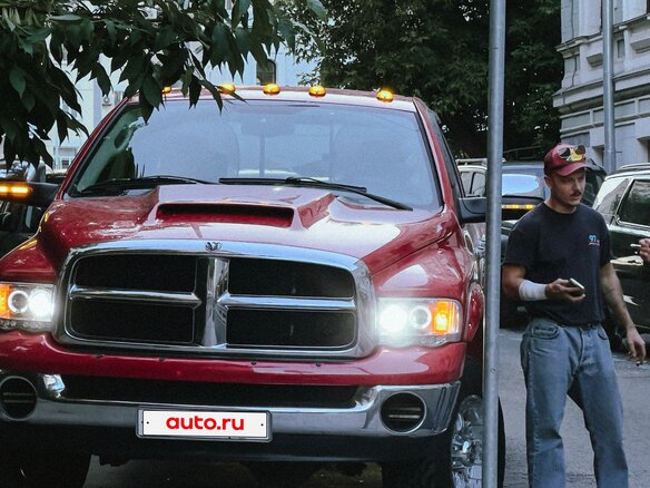 2005 Dodge RAM III (DR/DH), красный, 2650000 рублей - вид 5