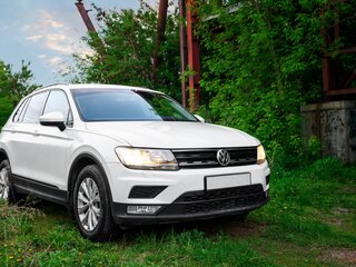 2017 Volkswagen Tiguan II, белый, 3200000 рублей, вид 2