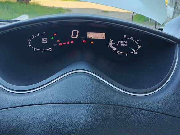 2012 Nissan Serena IV (C26), белый, 1400000 рублей - вид 15
