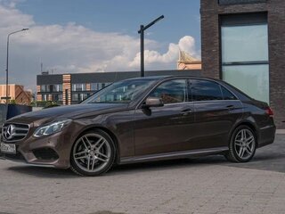 2015 Mercedes-Benz E-Класс 200 IV (W212, S212, C207) Рестайлинг, коричневый, 2300000 рублей, вид 3